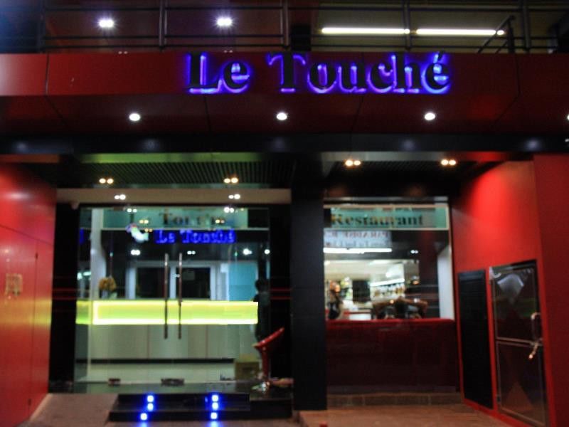 Le Touche Hotel Bangkok Exterior foto